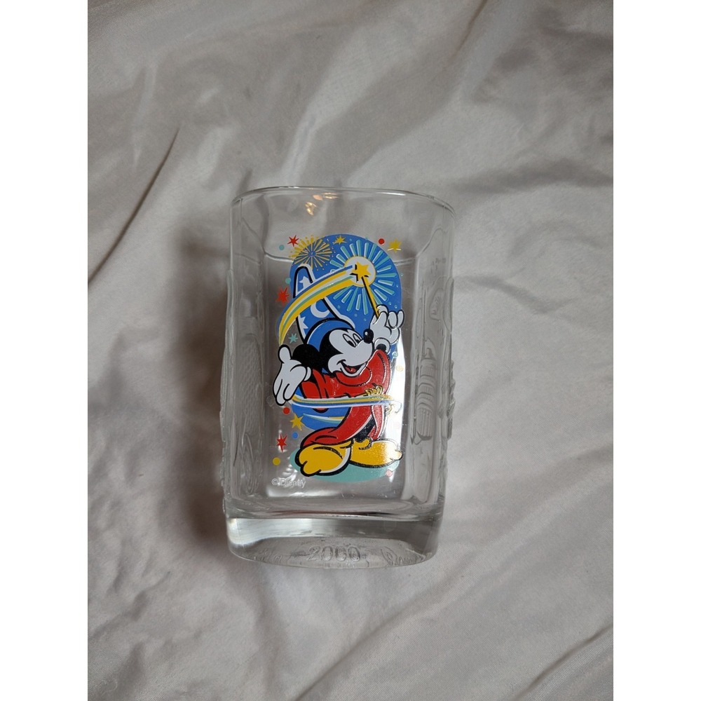 Walt Disney World Epcot Soceror Mickey Mouse McDonald's 2000 Glass